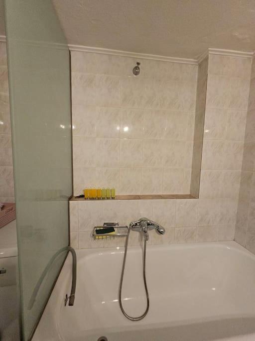 Kt Apartment Dráma エクステリア 写真